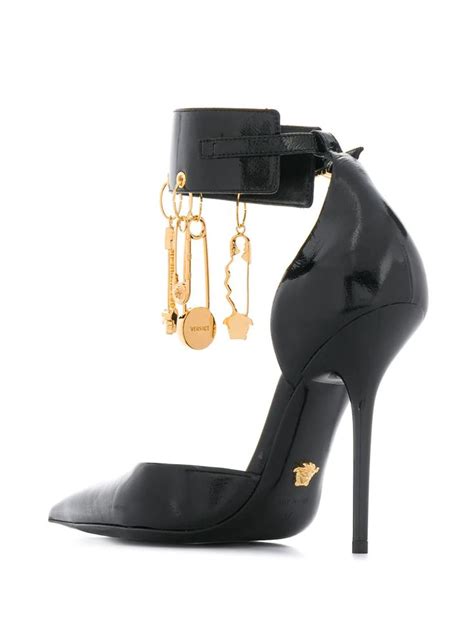 collezione scarpe donna versace tacchi|Nuova collezione di scarpe da donna di Versace su FARFETCH.